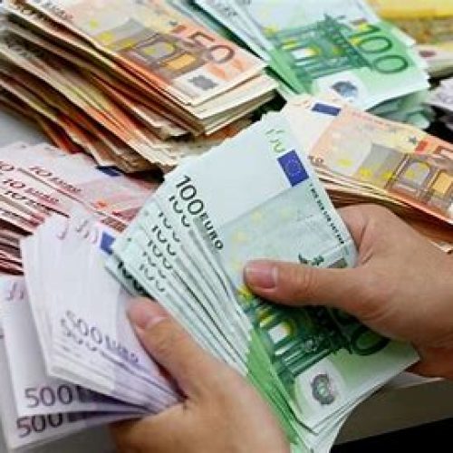 5.000 euros para quem trazer cliente